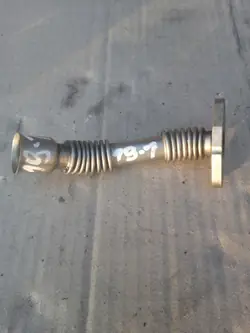 Audi OE 059145736D tubo de óleo