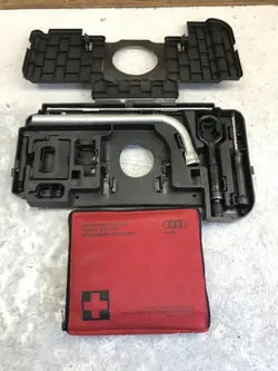 EHBO-set OEM 8N0012219 voor Audi A4 B8 A5