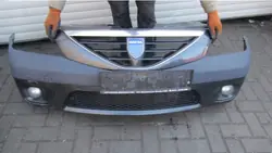 Dacia Logan Frontstoßstange mit Halogenen OEM