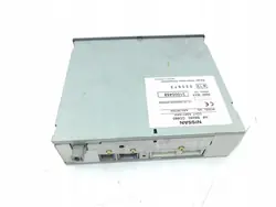Nissan 350Z CD-vaihtaja OEM B8280CD880 - Käytetty