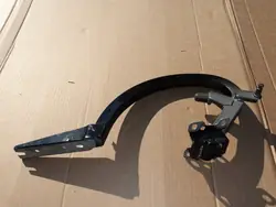 Charnière gauche coffre Audi A4 B9 OEM 8W5827305
