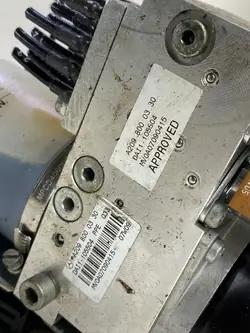 Pompe de toit Mercedes W209 CLK Cabrio OEM A2098000330