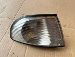 Indicador Direito Audi A4 B5 1997-1999 8D0953050A