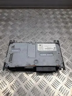 Audi Ljudförstärkare OEM 8V0035465D - Begagnad