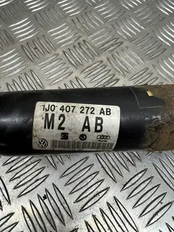 Arbre de transmission avant droit Audi A3 1.6 96R