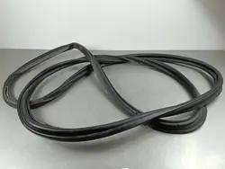 Joint de coffre Jeep OE FOB55715 - État utilisé
