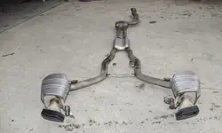 BMW OE Ljuddämpare OEM 8516528 för 5 Touring F11