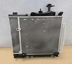 Ensemble de Radiateurs MITSUBISHI SPACE STAR II LIFT 1350B005 7812A339