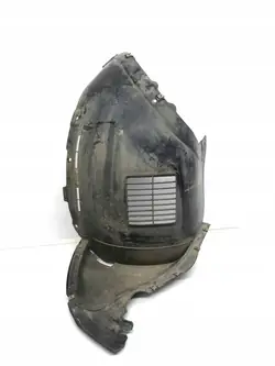 VW GOLF VIII Oikea Etulokasuoja 5H0805912K