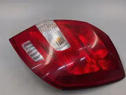 SKODA FABIA II 2 Lámpara Trasera Derecha 5J6945096A Hatchback