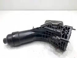 Öljynsuodatinpohja OEM 8580417 Jäähdyttimellä BMW G30