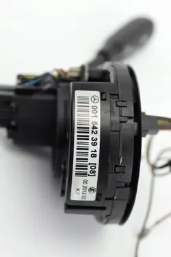 Garniture volant Mercedes OEM 0015423918 noire