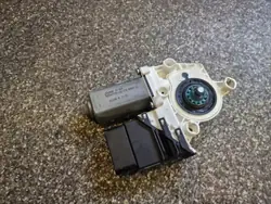 Moteur de vitre gauche arrière VW Jetta III OEM F005S00207