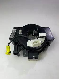Rückholgurt Nissan Note E11
