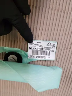 Ford OE DT11-17042D95-BD Rideau Gauche Court