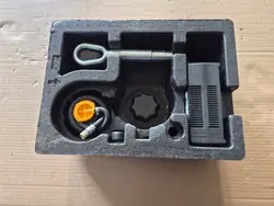 MG ZS 19- Lift bagageutrymmesfyllnad & kompressorkrok