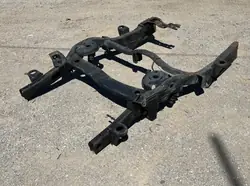 Larguero trasero chasis Hummer H2 OEM - 2003+