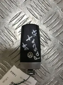 OEM FBZ14464 Sleutel of kaart voor VW Passat B7
