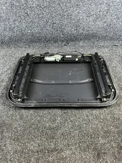 Trappe de toit électrique MAN TGA 18.440 OEM 81629416047