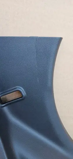 Hyundai Kona bagageutrymmesfoder OEM 85730-CM100 Vänster bak