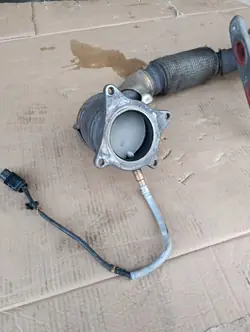 Catalyseur Audi TT 8J 2.0 TFSI 8J0131690B