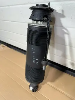 Amortisseur arrière gauche OEM A2303204538 Mercedes