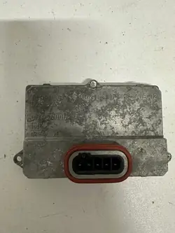 Convertisseur Mercedes OEM B2223 - État Utilisé