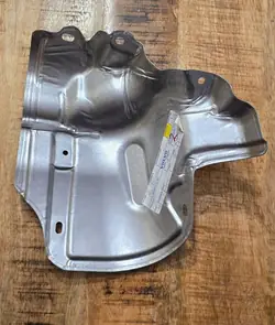 Volvo S40 II Katalysaattorisuojus OEM 30713450