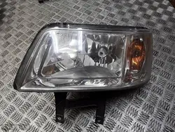 Farol dianteiro VW Transporter T5 2005 7h1941017n
