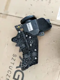 Öljytäyttötulppa OEM 152577731R Nissan Navara D23