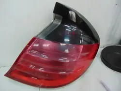 MERCEDES C-KLASA C180 COUPE 2001 LUZ TRASERA DERECHA A 203 820 06 64