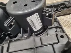 Audi Q7 Etuvipuvarsi OEM 4M1864261A