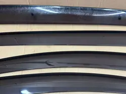 Toyota Yaris Hybrid vindrutetätning OEM 08611-52860