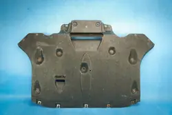 Motor- och transmissionsskydd Audi A8 2010-2017