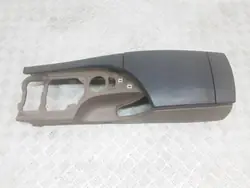 Reposabrazos BMW OEM 7060015 para Serie 5 Touring E61