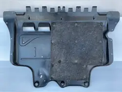Sous-bâche moteur Audi Q3 83A OEM 5QF825236B
