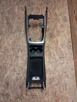 Keskustunneli Audi A6 C7 Allroad 3.0 TDI OEM