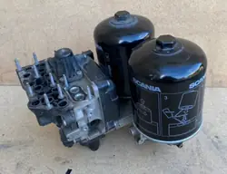 Válvula Dupla Secador de Ar Scania R/S OEM 2897061