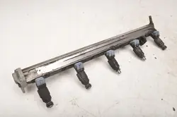 VOLVO V70 II 2.4 Polttoainejohdin 0280155830