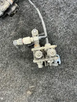 Takaisinventtiili MAN TGA 18.440 OEM 81521206004