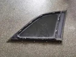Vitre arrière gauche GGM934 pour Chrysler Pacifica