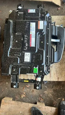Batería Kia usada OEM 37504CR620 para CEE'D Sportwagon