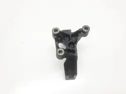 Pakoputken kiinnike OEM 04L25 VW Passat B8 2.0L Diesel