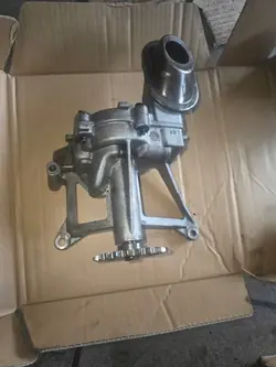 Pompe à huile Ford OE OEM 9682393380 pour Galaxy MK3
