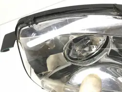 Phare antibrouillard avant droit OEM 9670528280 Peugeot
