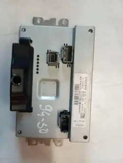 Écran de navigation Volvo V40 OEM 31234050 - Occasion