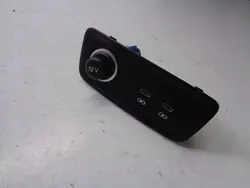 OEM 575035954 USB-Ladebuchsen für Audi Q3 II