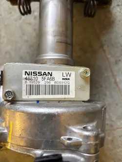 Pompe de direction assistée Nissan OE OEM 622365623632