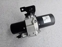 Hydraulische pomp voorasophanging MC20 Maserati OEM 0670172681