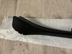 Garniture Pare-brise Gauche Mercedes A2476909304